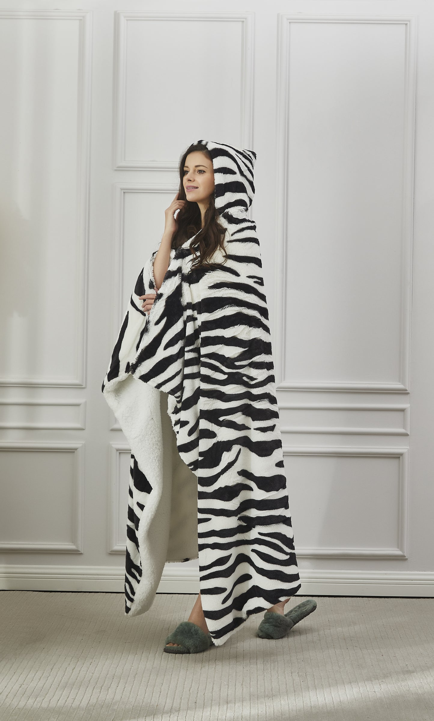 Regal Comfort - Zebra - Faux Fur Wearable Throw