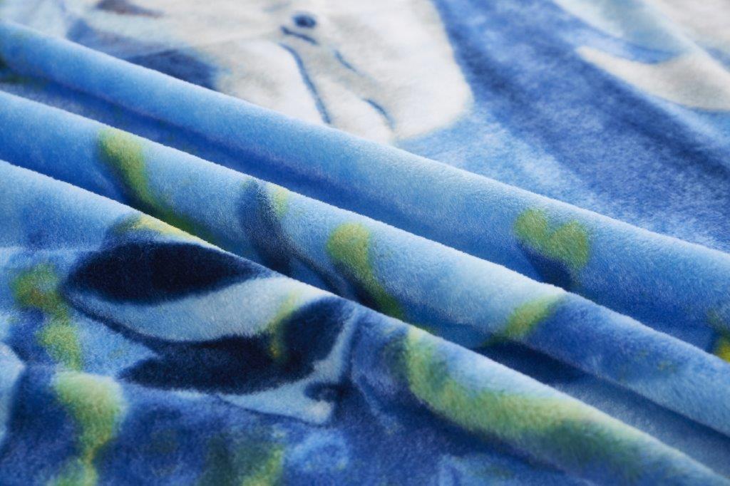 Regal Comfort - Dolphin - Plush Decorative Queen Size Blanket