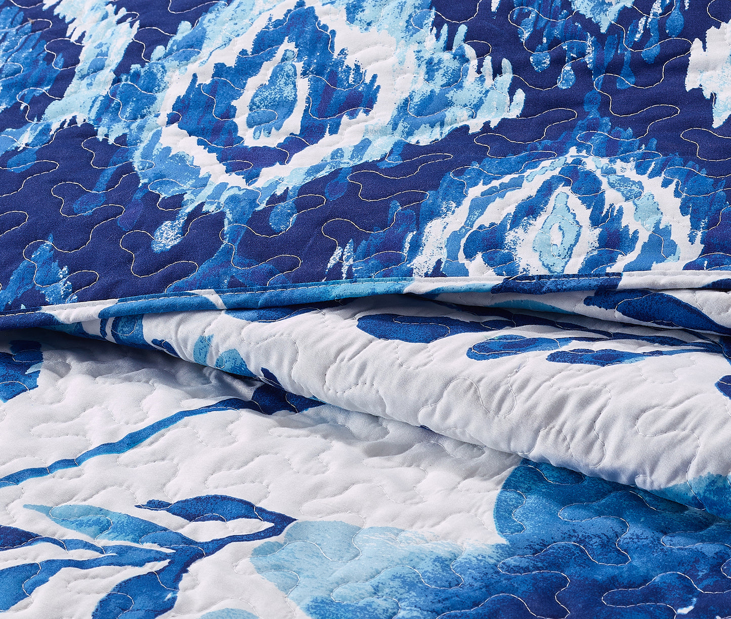 Virah Bella - Indigo Botanical - Lightweight Reversible Quilt Set with Decorative Pillow Shams