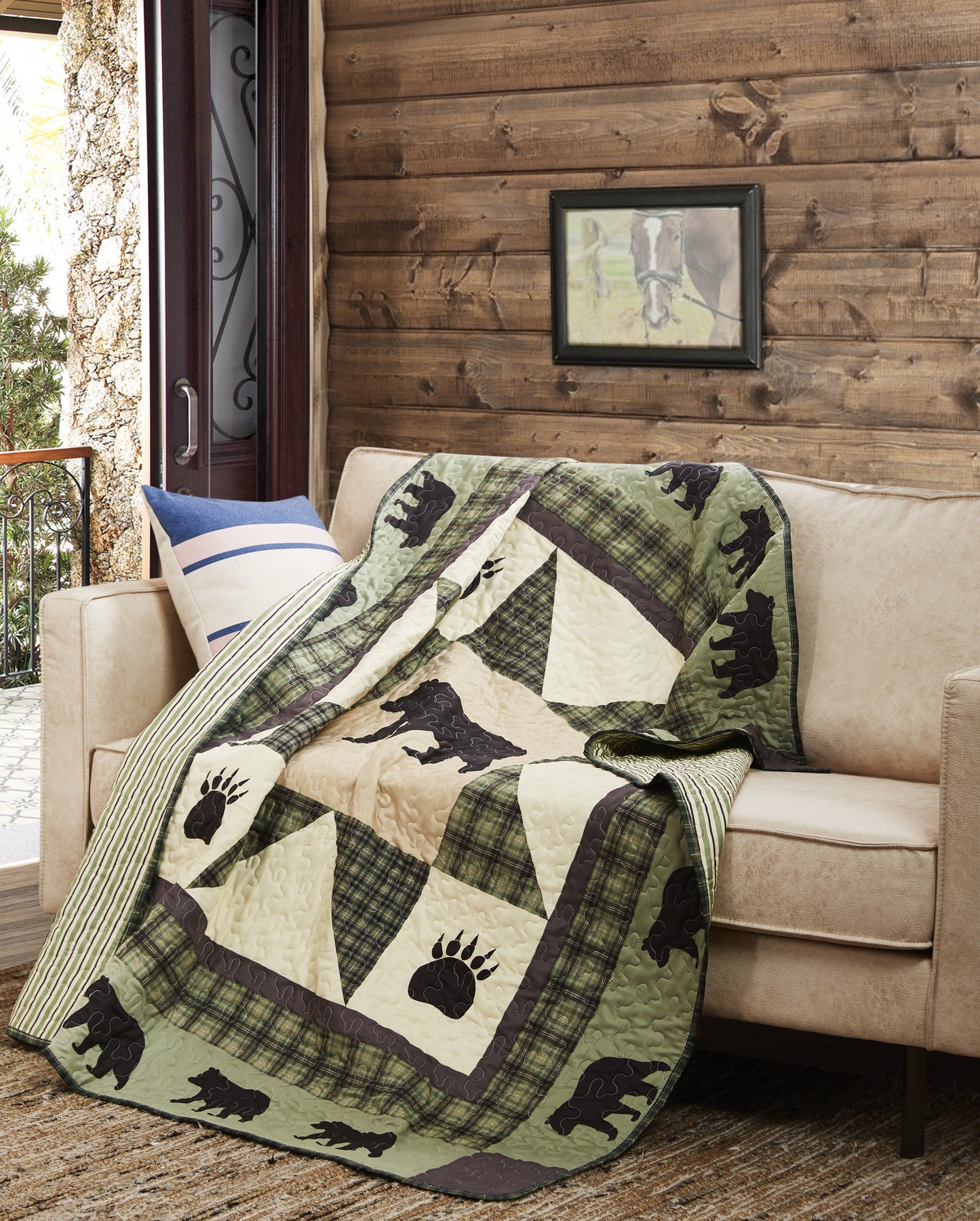 Virah Bella - Bear Star - Lightweight Quilted Throw Blanket 50" x 60"