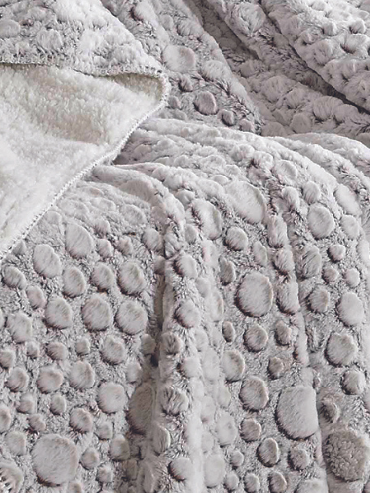 Regal Comfort - Raindrop - Faux Fur Plush Throw Blanket 50"x70"