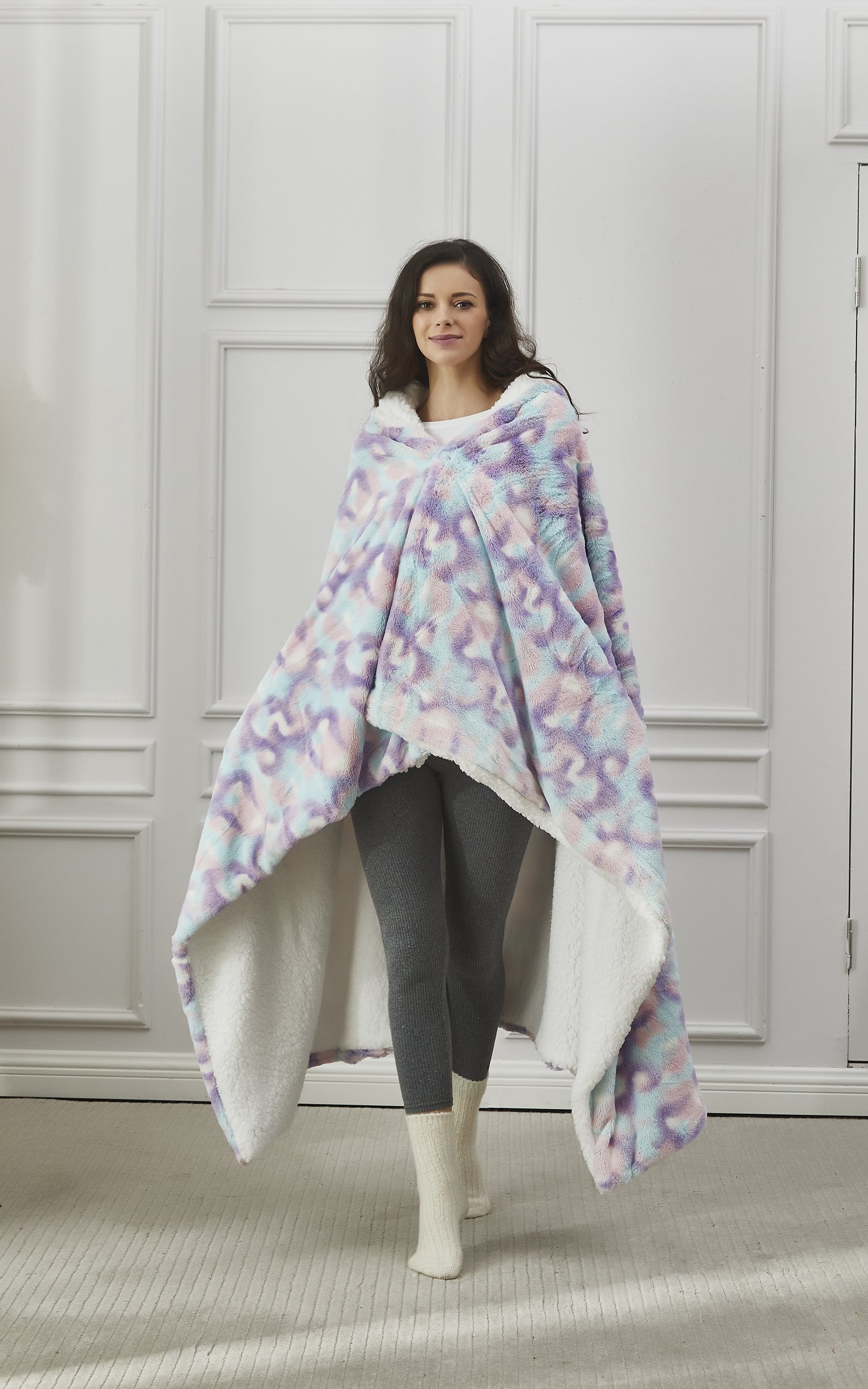 Regal Comfort - Taffy - Faux Fur Wearable Throw