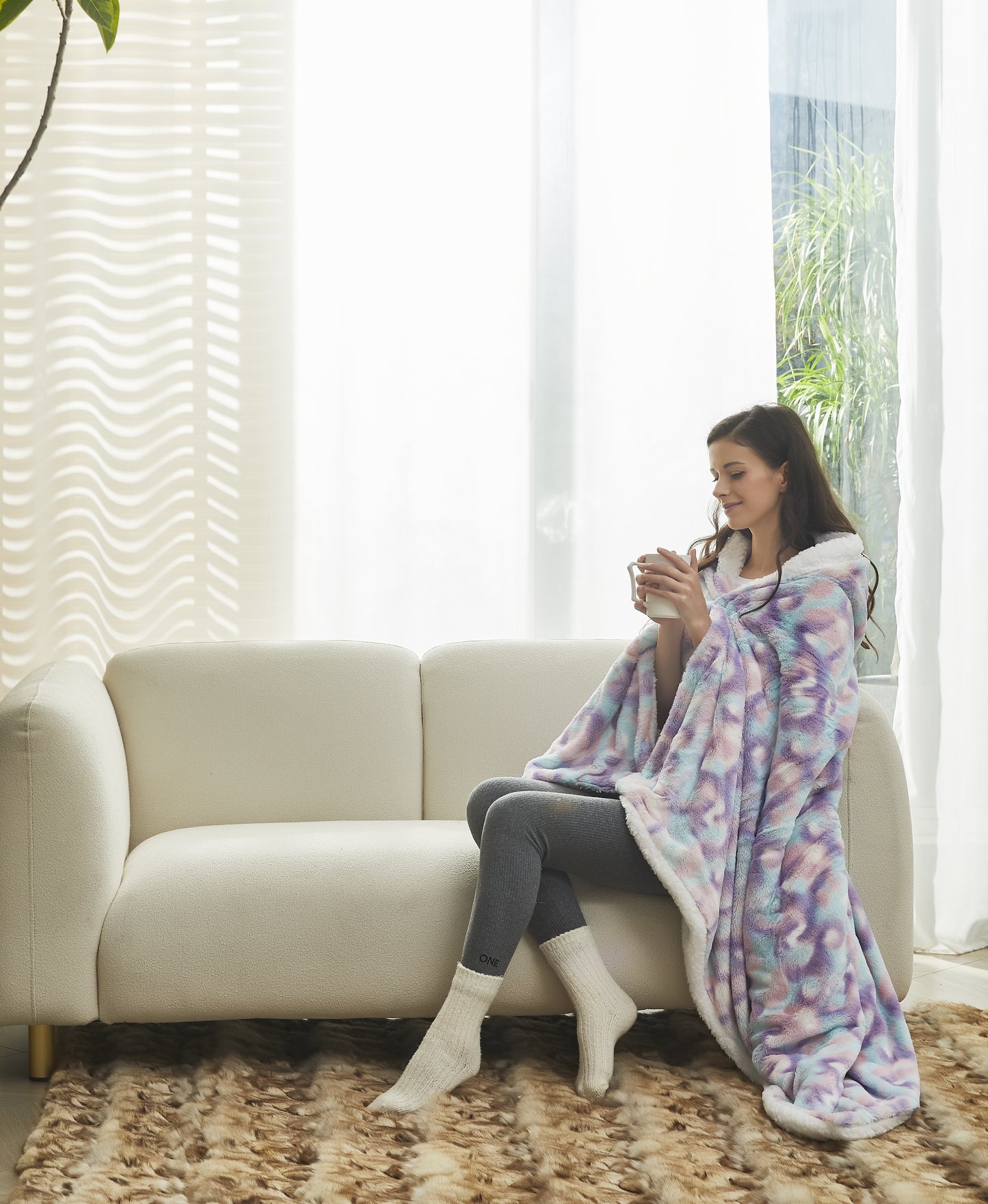 Regal Comfort - Taffy - Faux Fur Wearable Throw