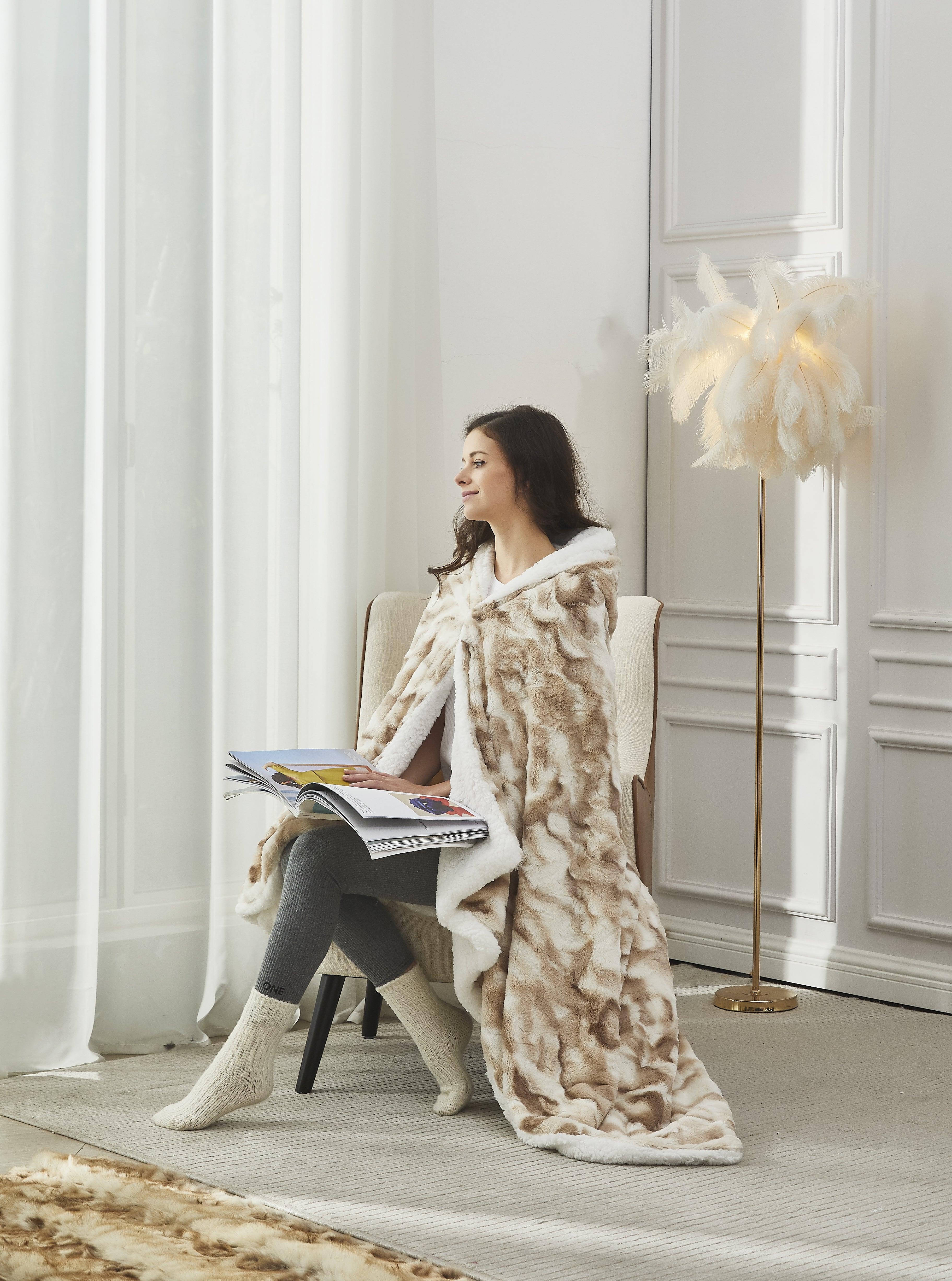 Regal comfort 2024 hooded throw