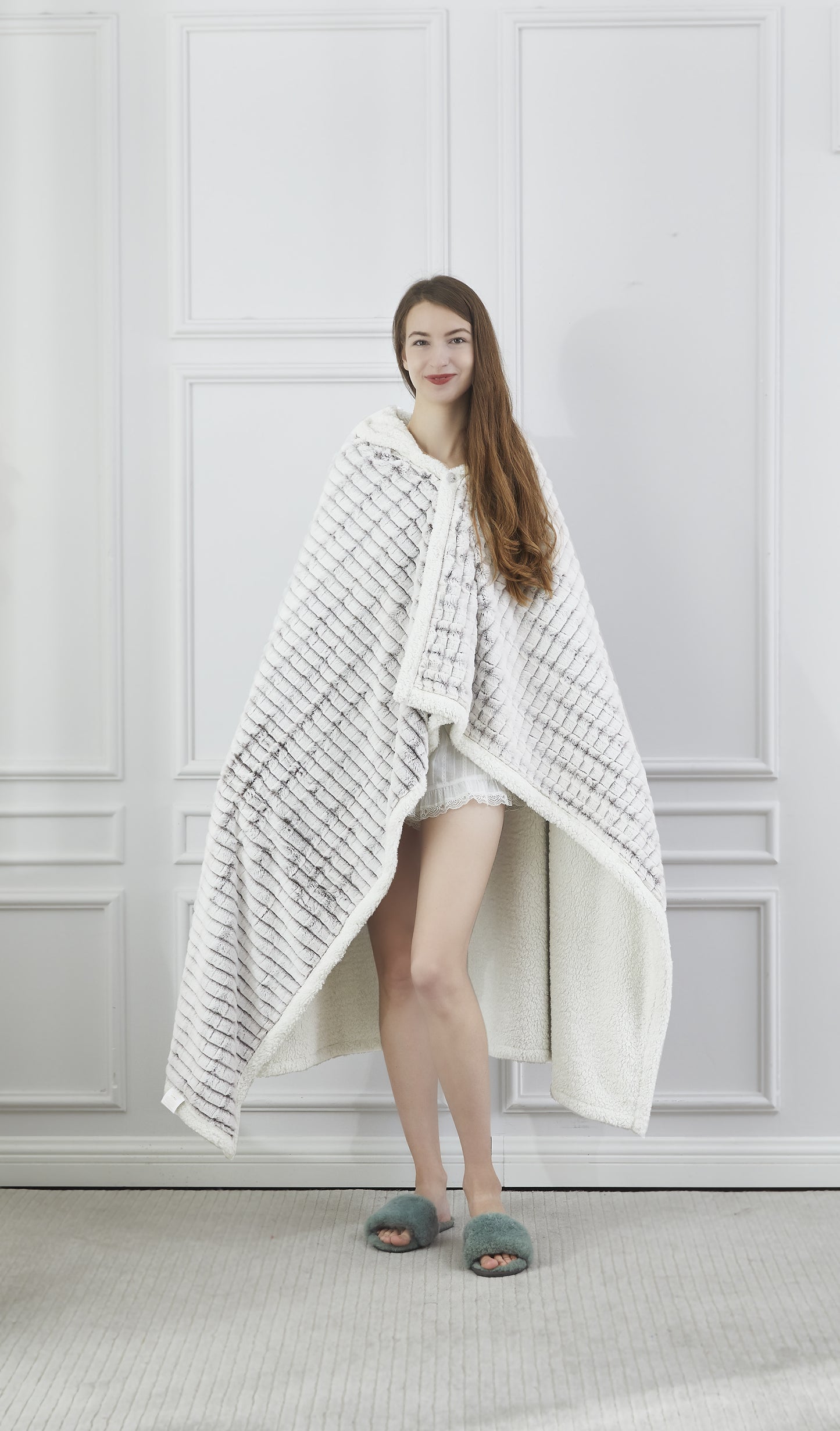 Regal Comfort - Sandstone Fox - Faux Fur Wearable Throw