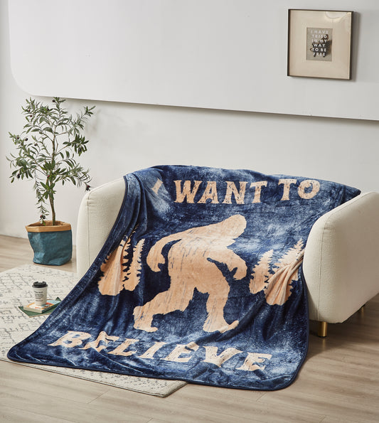 Regal Comfort - Sasquatch (I Want to Believe) - Plush Decorative Throw Blanket 60"x80"