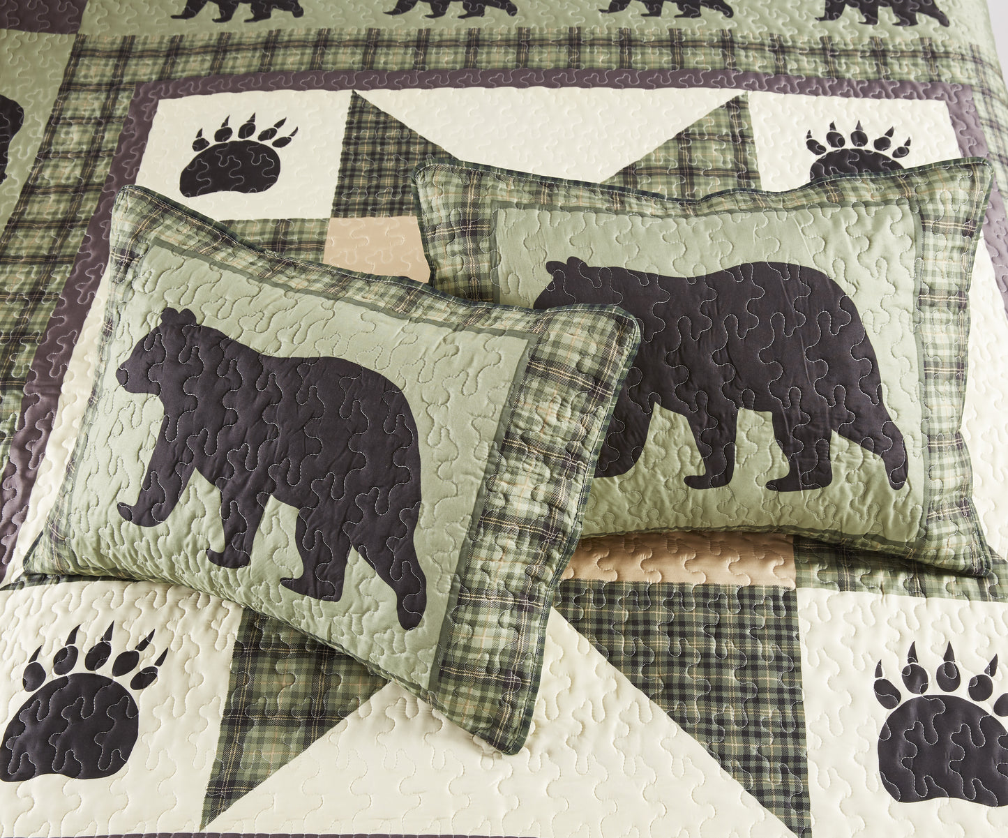 Virah Bella - Bear Star - Lightweight Reversible Quilt Set with Decorative Pillow Shams