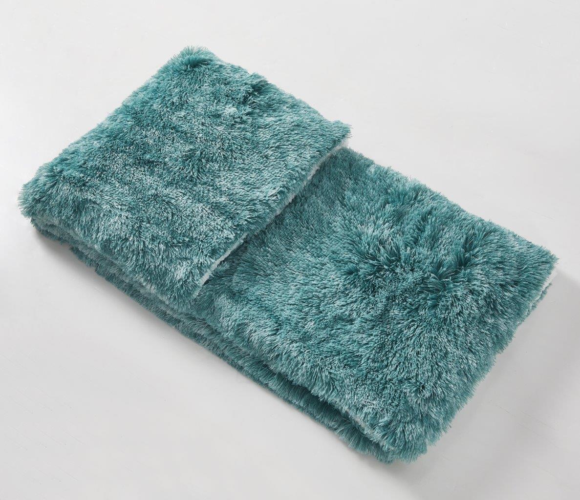 Regal Comfort - Emerald Frost - Faux Fur Plush Throw Blanket 50"x70"